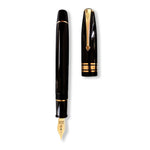 Conway Stewart Series 100 Lawyer’s Pen conwaystewart.com Conway Stewart Series 100 Lawyer’s Pen conwaystewart.com